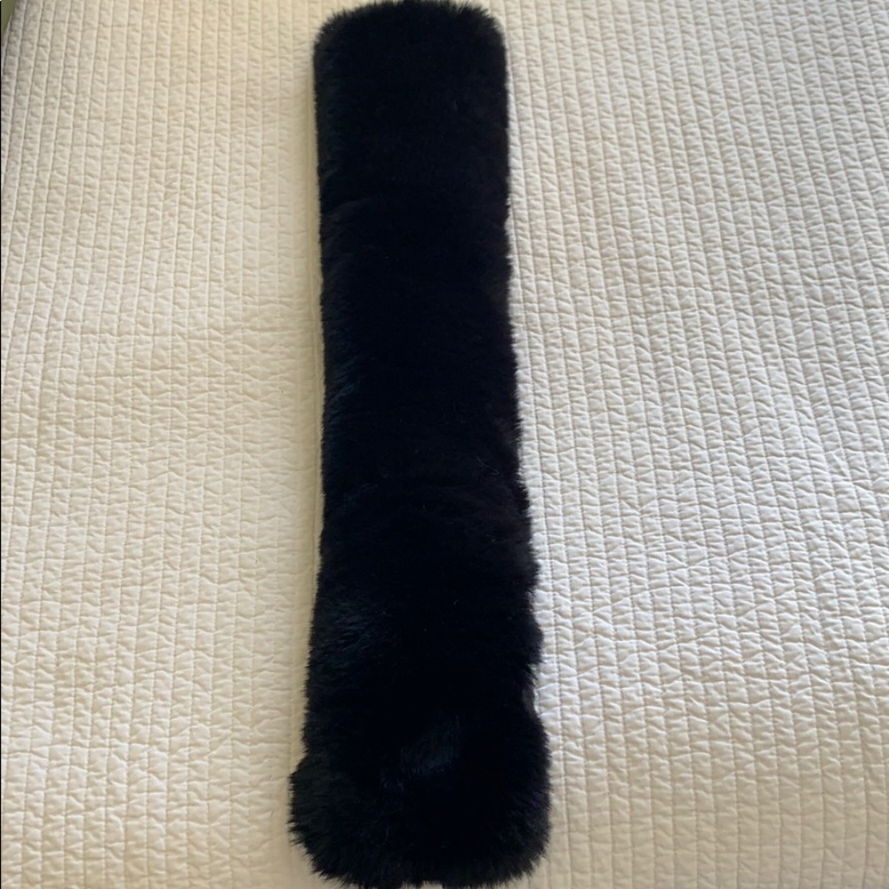 🎉 BOGO 2/$12! NWOT. Faux Mink Collar/Neck Warmer. - Picture 2 of 4
